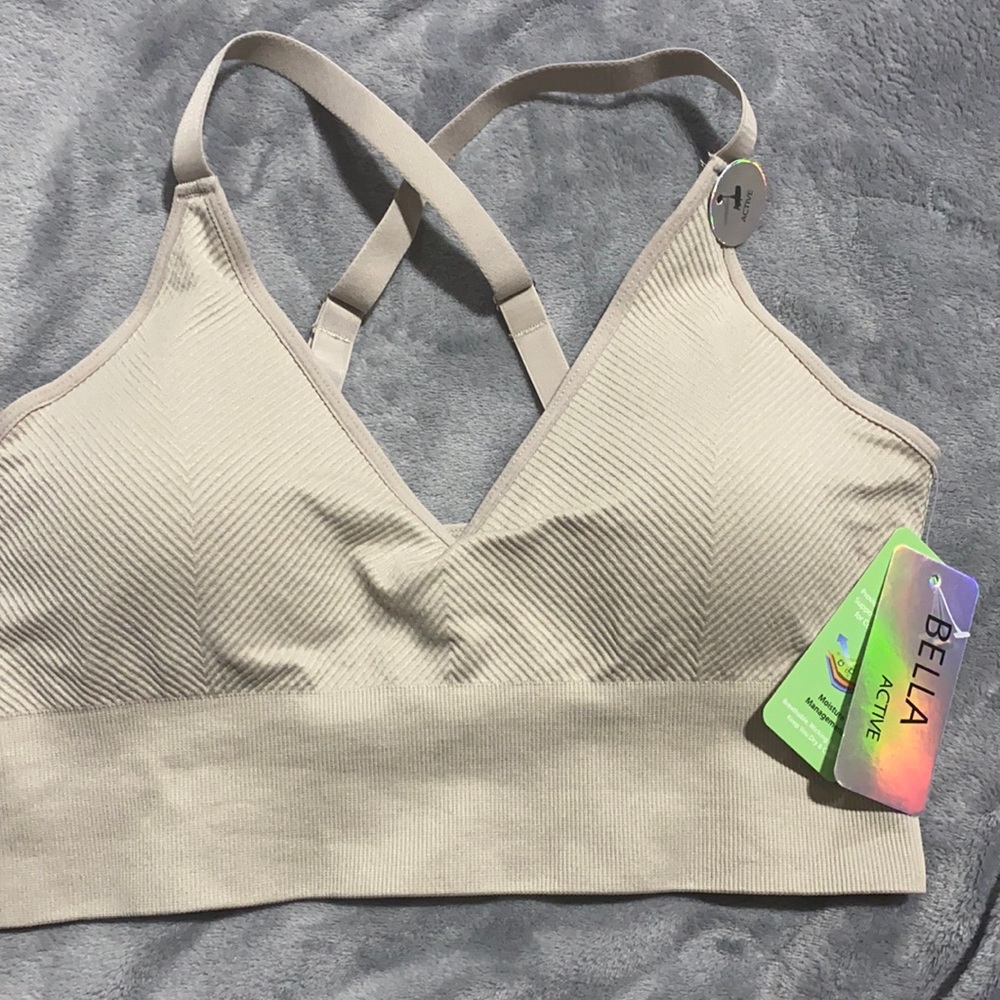 Sports bra